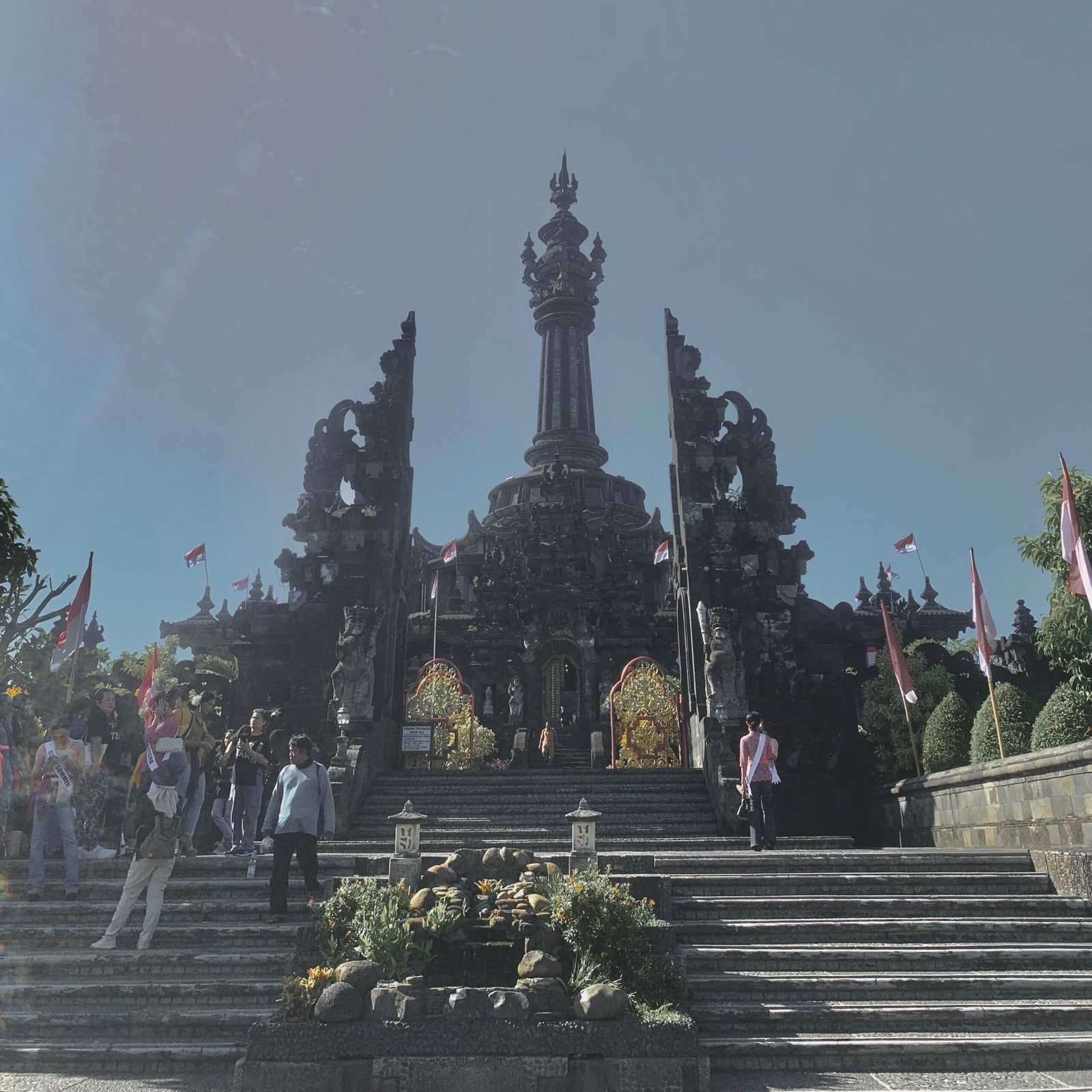 Menelusuri Jejak Perjuangan Bajra Sandhi - hanimods